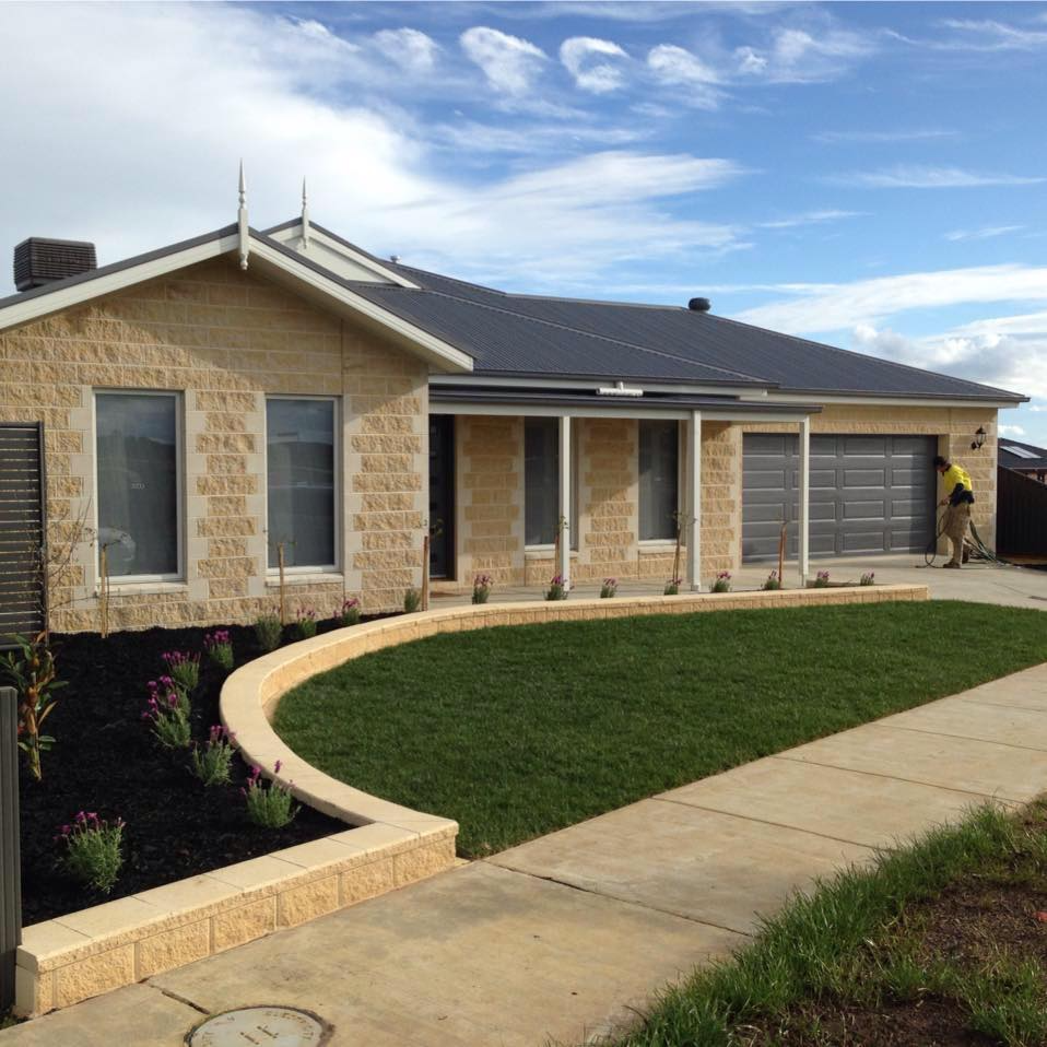 Ballarat landscaping – front yard with curved garden beds